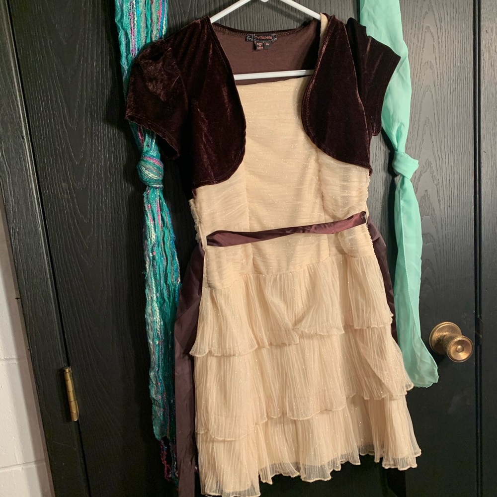 Girls dress